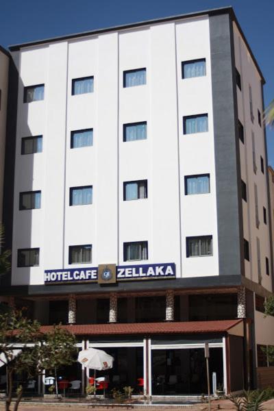 Zellaka Hotel & Cafe Khouribga Ngoại thất bức ảnh