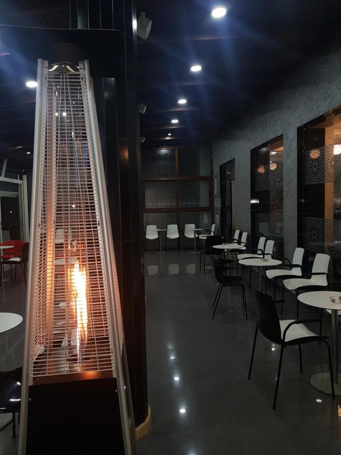 Zellaka Hotel & Cafe Khouribga Ngoại thất bức ảnh